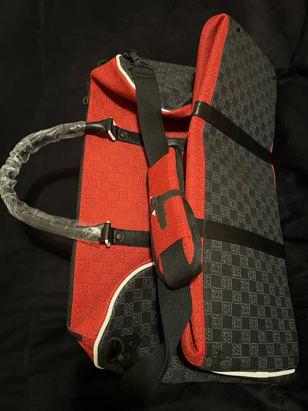 Jordan Monogram Duffle Bag Large in Varsity Red and Black NIKE